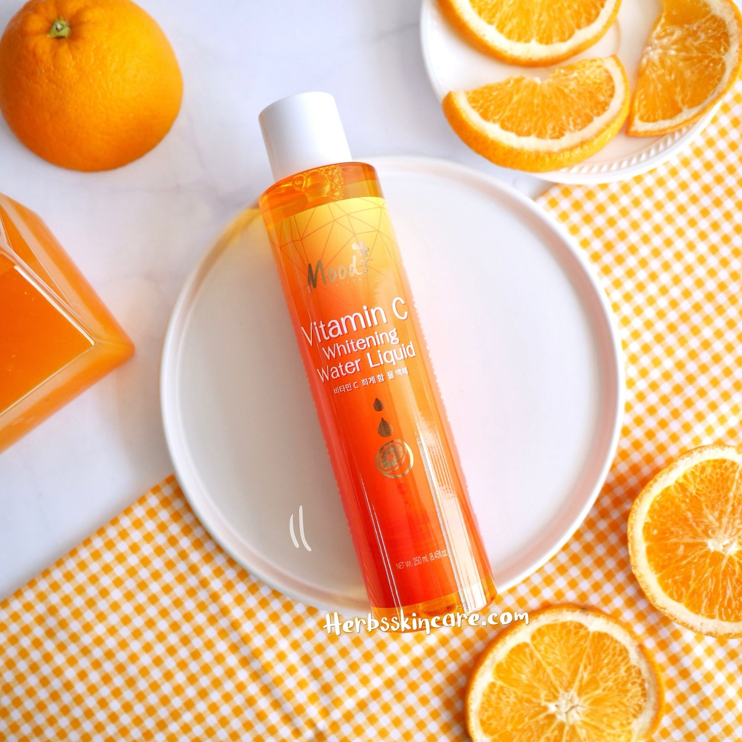 MOODS VITAMIN C WHITENING WATER LIQUID 250 ML.